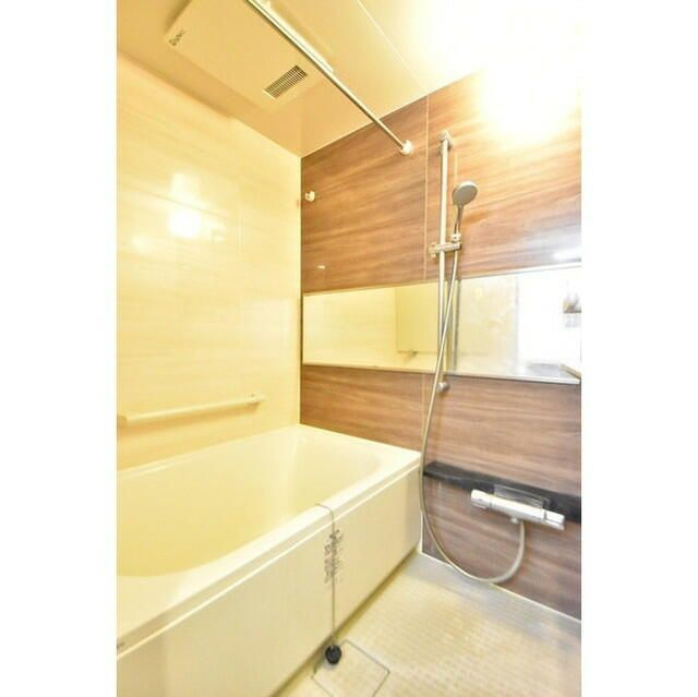 ハーモニーレジデンス浅草＃００２の浴室