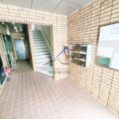 アクロス８のエントランス|エントランスです。