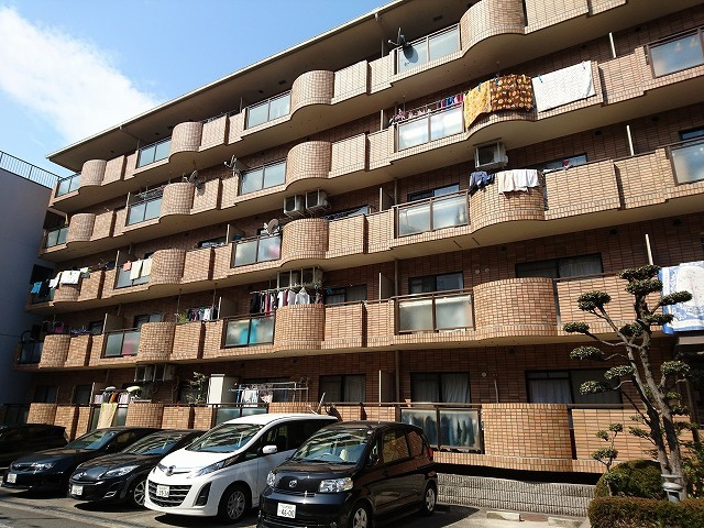 【外観】 | 公園が隣接した住宅街です