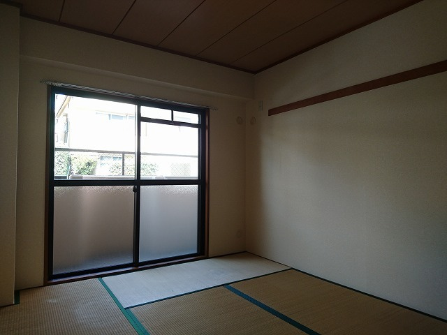 【居間・リビング】 | きれいな畳のお部屋です