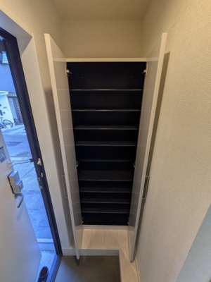 【玄関】 | EMBELLIR COCO