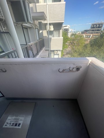 エヴェナール茗荷谷のバルコニー