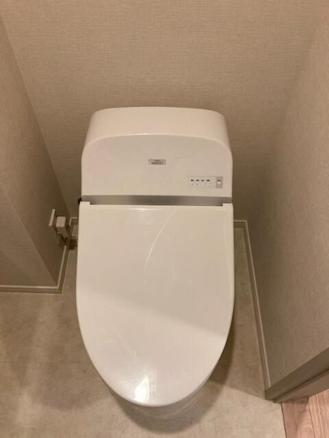 ジオ四谷三栄町のトイレ