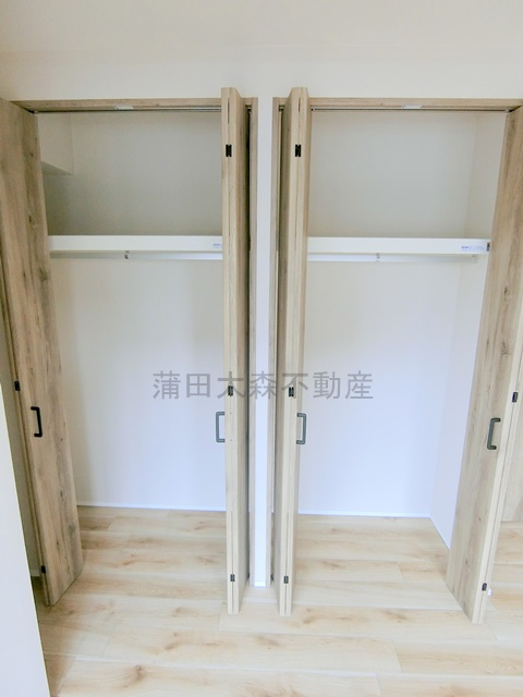 インプルーブ西馬込の収納|北側洋室収納　クローゼット
