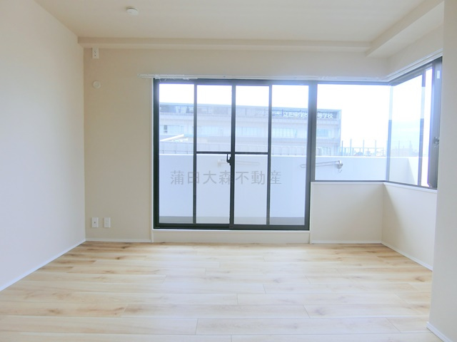 インプルーブ西馬込の内装|北側洋室