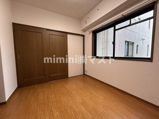 ペルル西長堀の居間・リビング