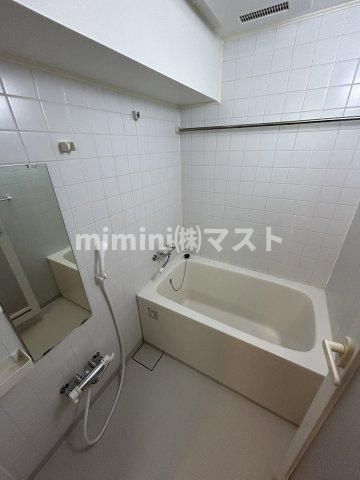 ペルル西長堀の浴室