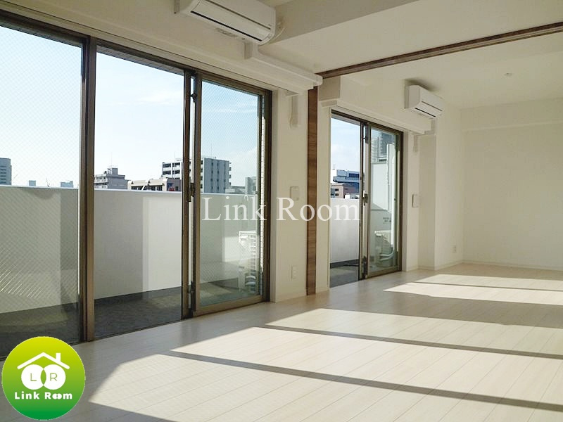 アルテシモ グラードの居間・リビング