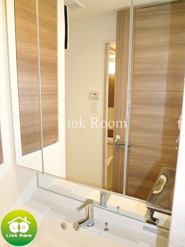 アルテシモ グラードの洗面所