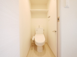【トイレ】 | ファステート大阪城東グリッジ | ゆったりとした空間のトイレです