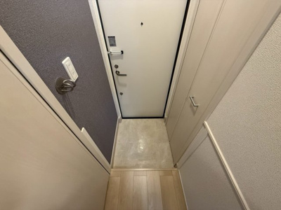 【玄関】 | メゾンルミネ若松