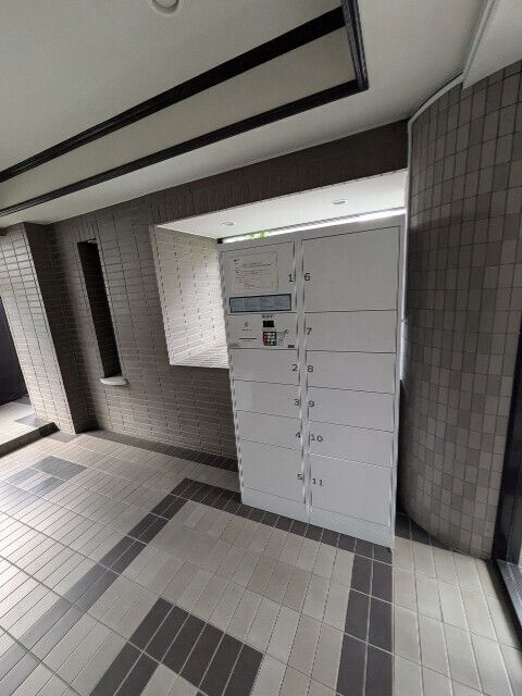 アンダルシア浦安　A-020のエントランス