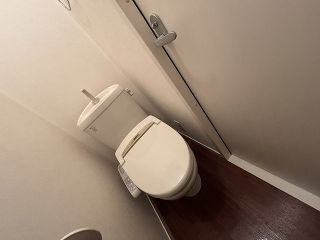 前橋市六供町のアパートのトイレ