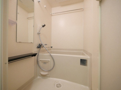 【浴室】 | ファステート大阪EASTパーレス | ゆったり過ごせるお風呂です