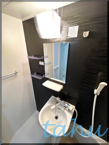 COCOFLAT板橋の洗面所