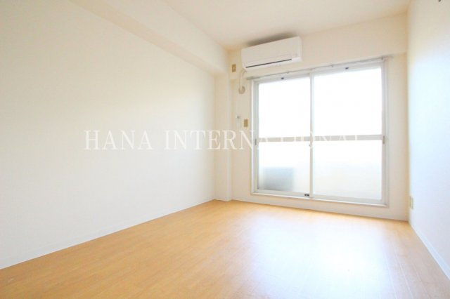 サンブライト12　E-105の居間・リビング