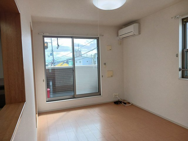 ヒルサイドウエガハラの居間・リビング