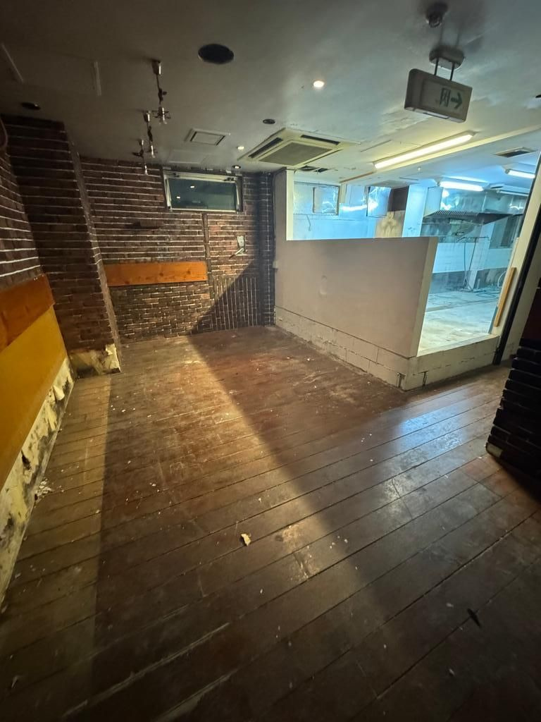 サン・ラ・ビル７階ー８階