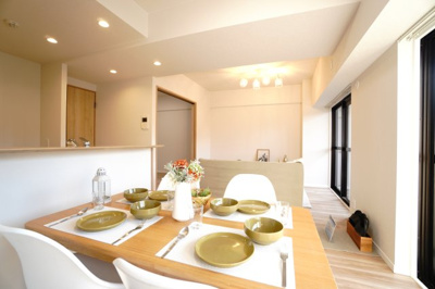 【居間・リビング】 | 【上質リノベ】ヴューシティ矢野 | 室内（2025年12月9日10：00頃）撮影