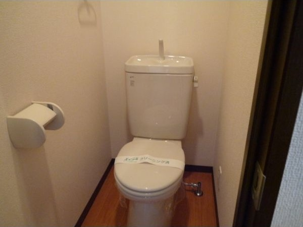 ブルームライフ黒川(旧:クレジデンス黒川)のトイレ