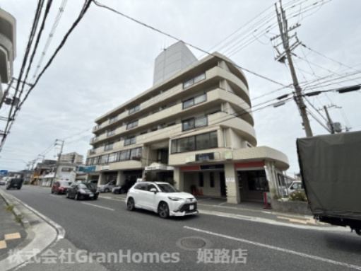 珈琲館ビルの外観