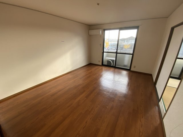 ガーデンプレイス白浜の居間・リビング