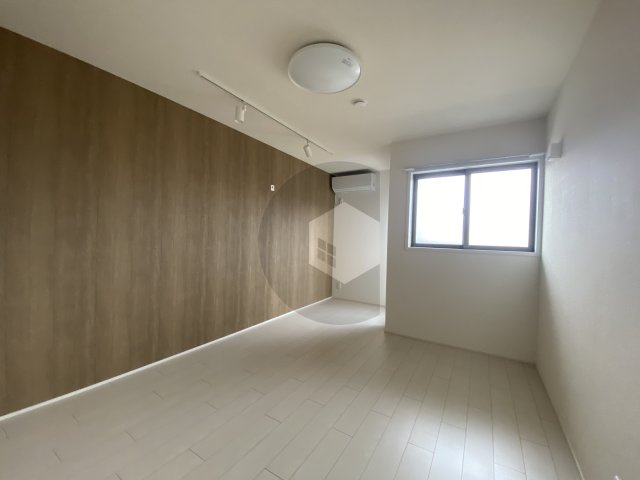フジパレス若江岩田南の洋室