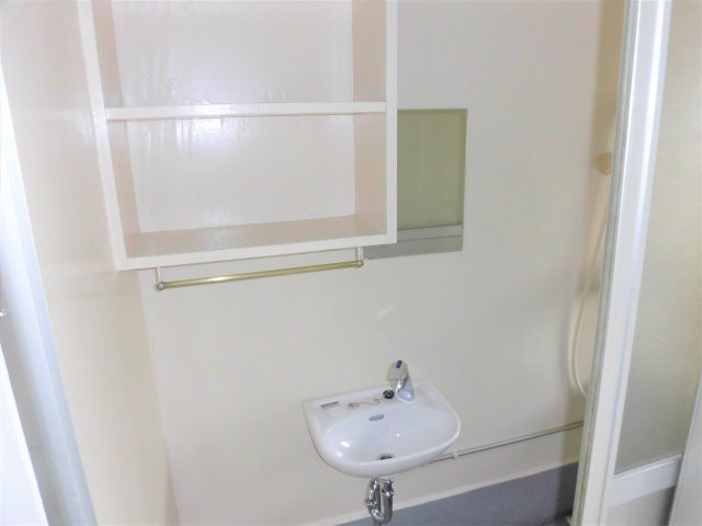 ビレッジハウス垂井4号棟の洗面所|イメージ写真