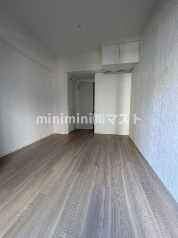 セレニテ九条リアンの居間・リビング