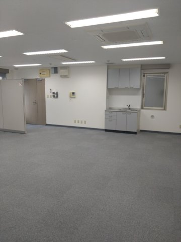 ＡＴビルの内装