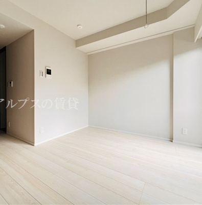 【エントランス】 | RELUXIA横濱反町