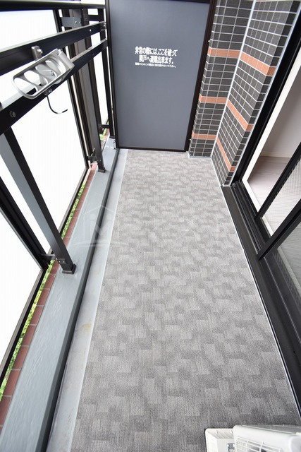 プライマル靱本町のバルコニー