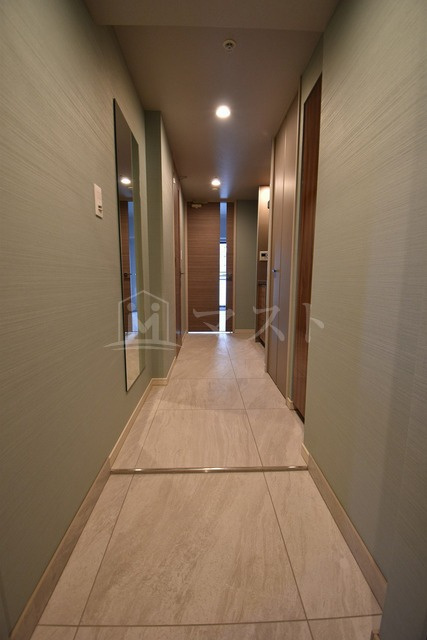 プライマル靱本町の玄関