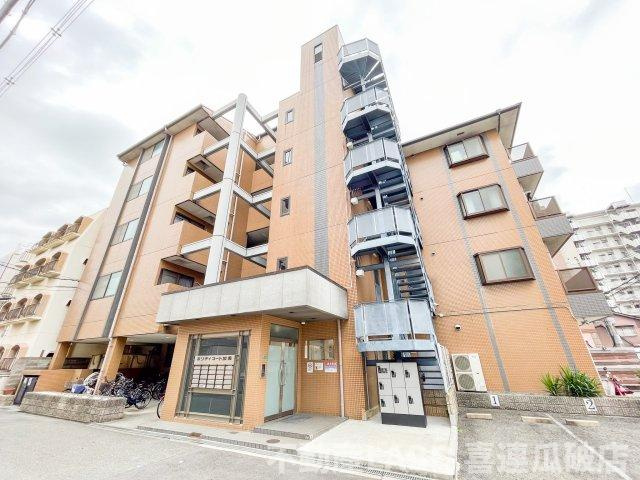 ホリデーコート加美の外観