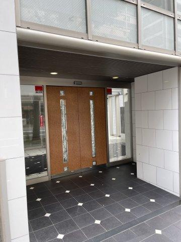 福岡市博多区住吉５丁目の賃貸マンションのエントランス