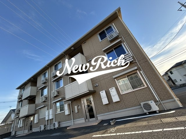 前橋市総社町高井のアパートの外観