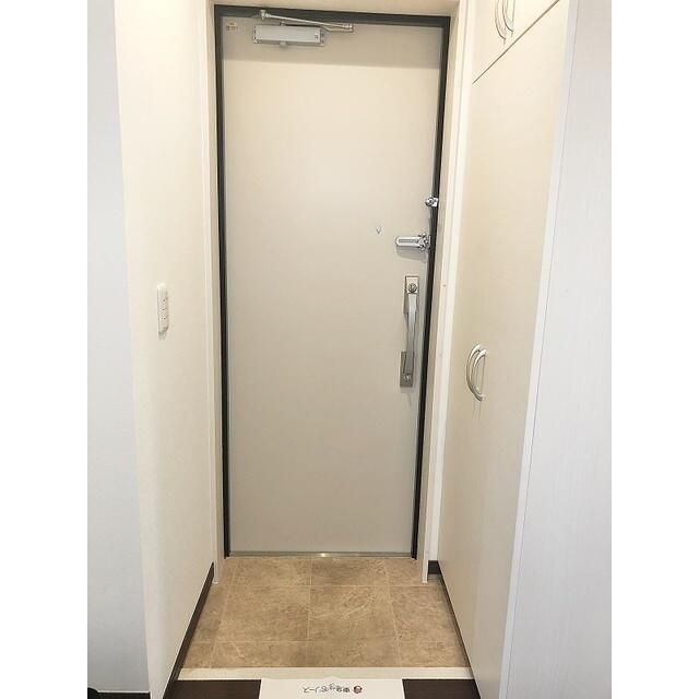 ノーブルレジデンスの玄関