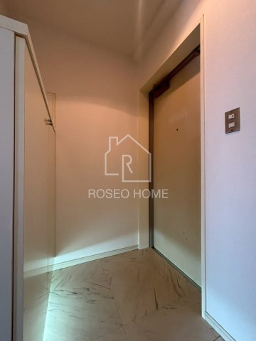 K-CRAFT UMEDA161の玄関|同マンション別部屋：参考写真