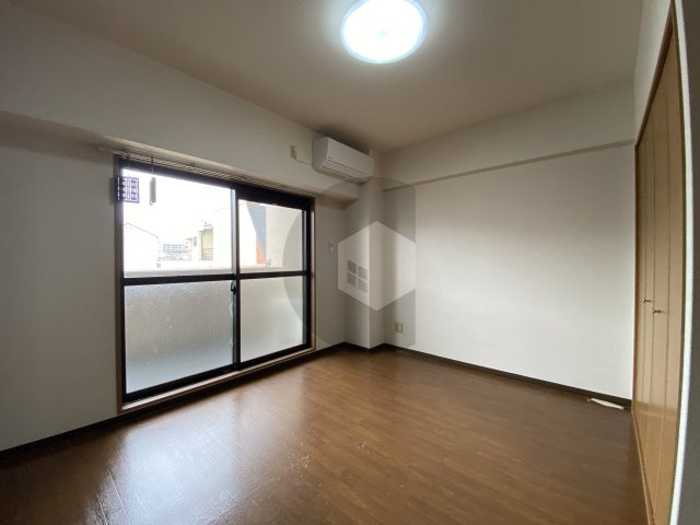 サンピリア小阪の居間・リビング