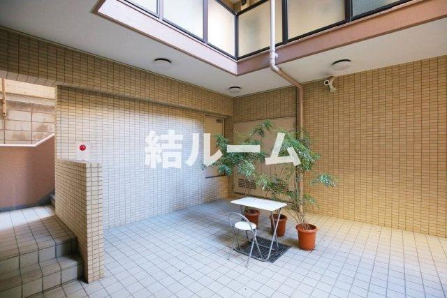 豊島区北大塚１丁目の賃貸マンションのロビー