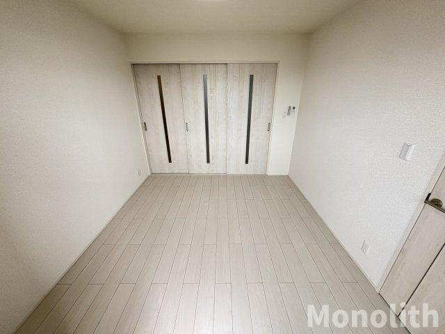 フジパレスカトレアの洋室