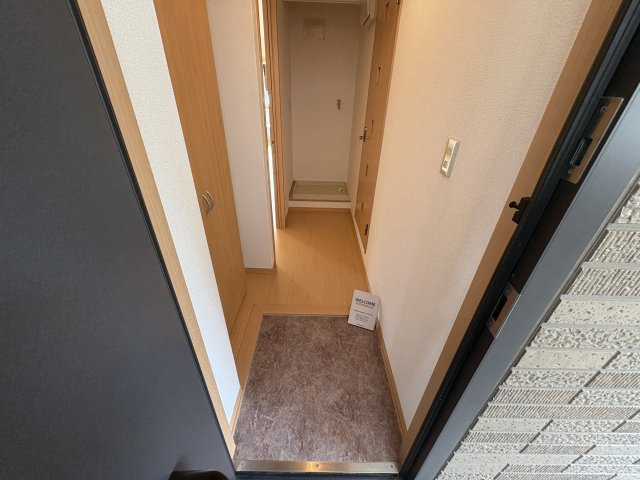 ラーゼンヴィラ　Ⅱ棟の玄関