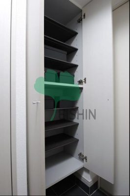 【玄関】 | ネストピア県庁前 | 下駄箱もしっかりついてます！