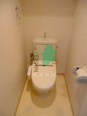 【トイレ】 | ネストピア県庁前 | 清潔感のあるトイレです。
