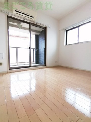 【居間・リビング】 | クリスタルグランツ大阪センターst