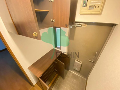 【玄関】 | サントルース博多 | 下駄箱もしっかりついてます！