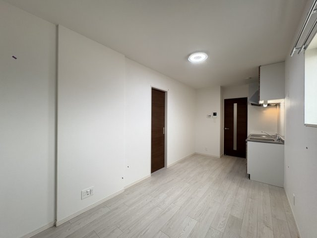 DEAR KINDAI ( 近畿大学 一人暮らし )の居間・リビング