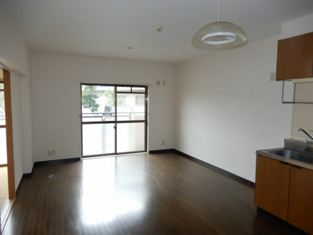 パレドールJOEの居間・リビング