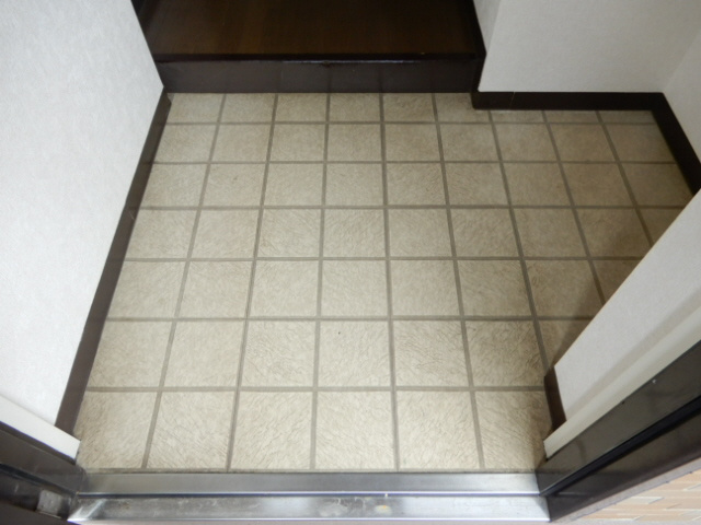 パレドールJOEの玄関