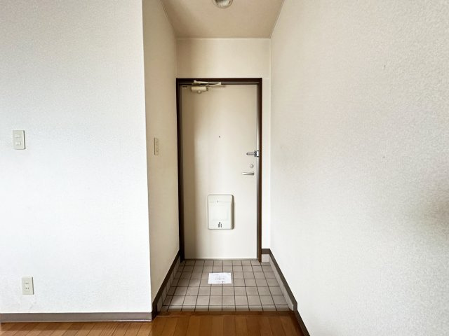 サンサンハイツⅢの玄関